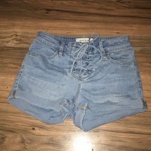Pacsun super stretch shortie denim shorts lace up size 25